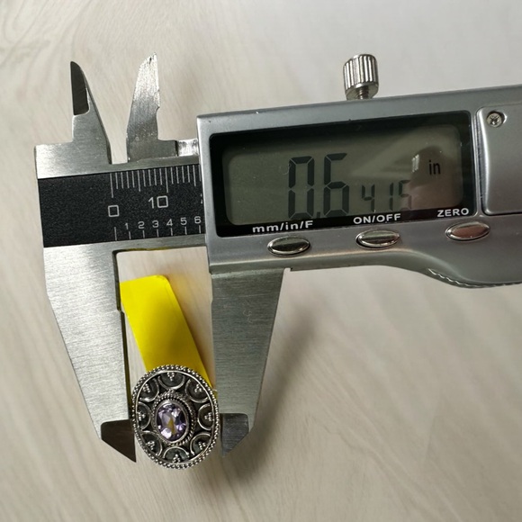 Amethyst Sterling Silver Ring Size 8.5 - Picture 7 of 14